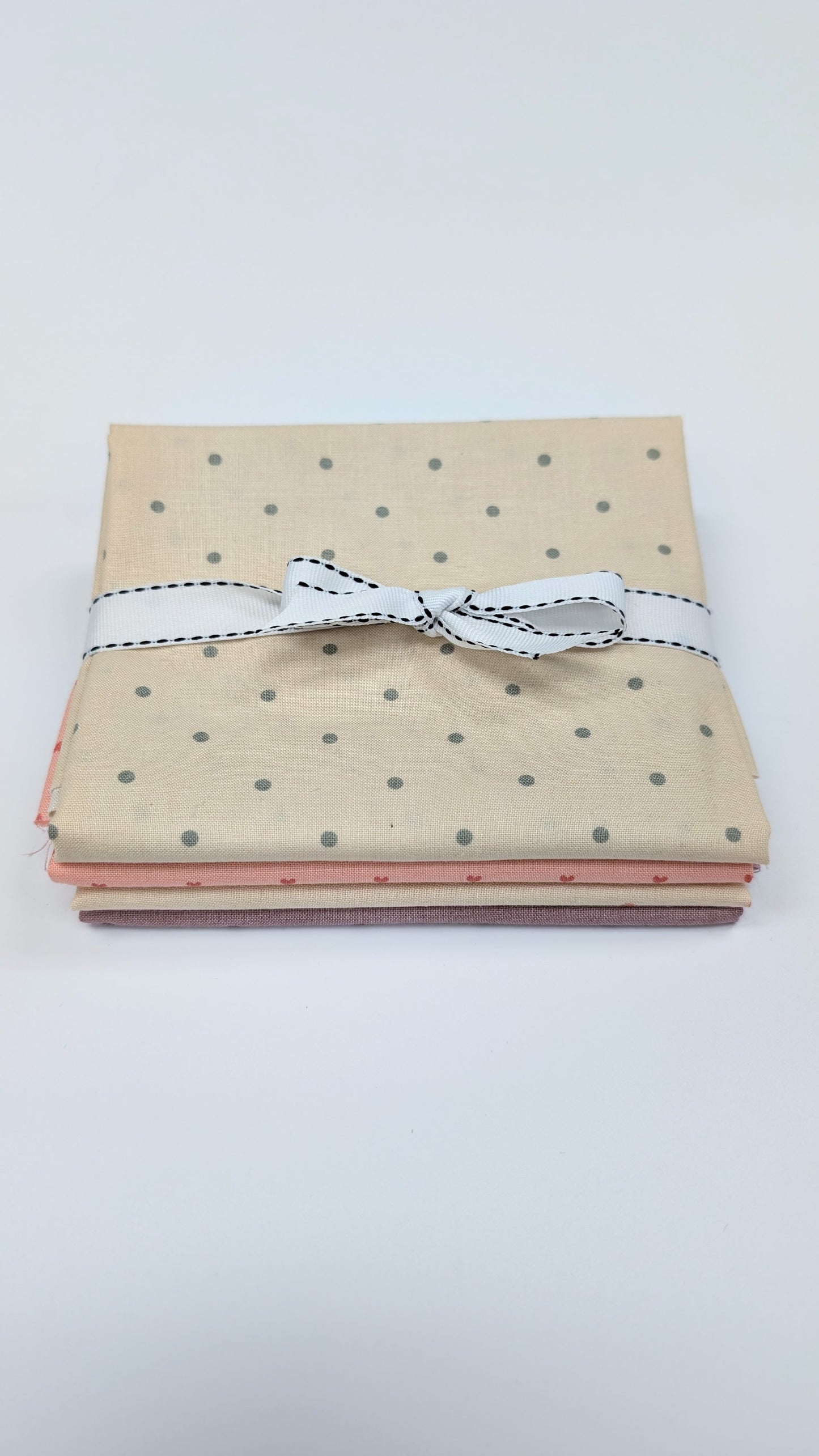 Fat Quarter Bundle(X4)
