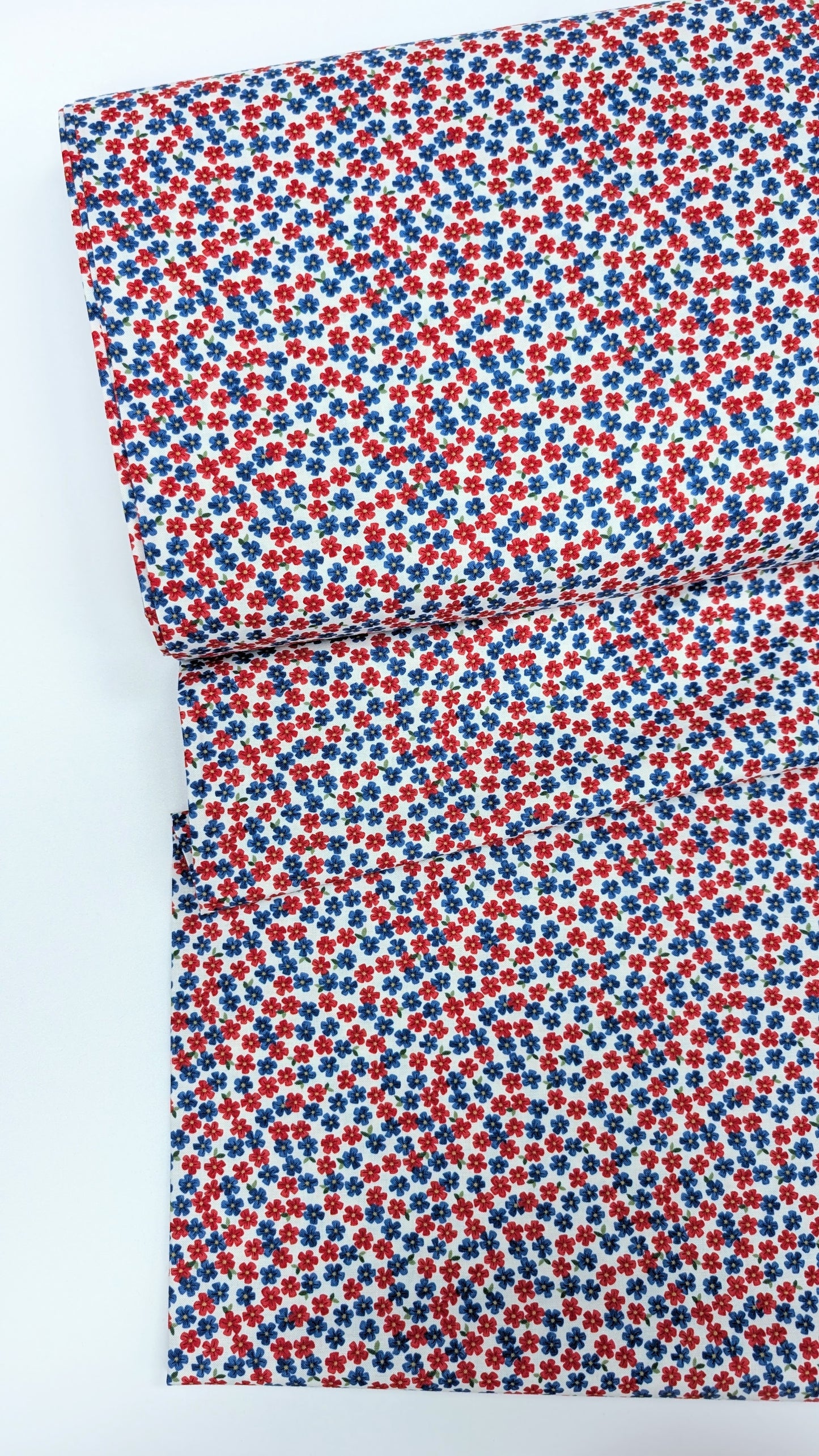 Moda- Red White And Bloom- Deb Strain